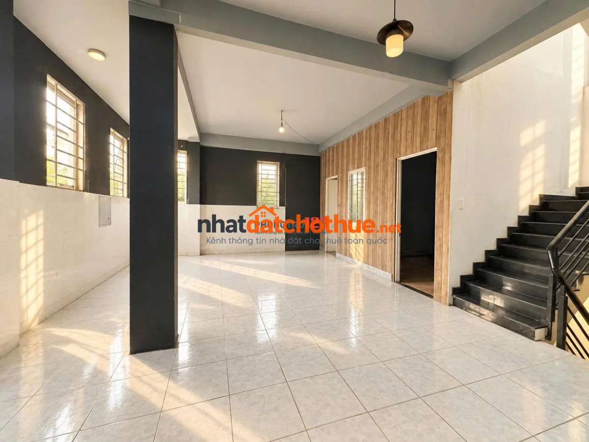 Căn hộ 2PN tách bếp, có phòng khách rộng, dt 70m2 ngay Khu Dân Cư Vĩnh Lộc Bình Tân 5,2tr/ tháng