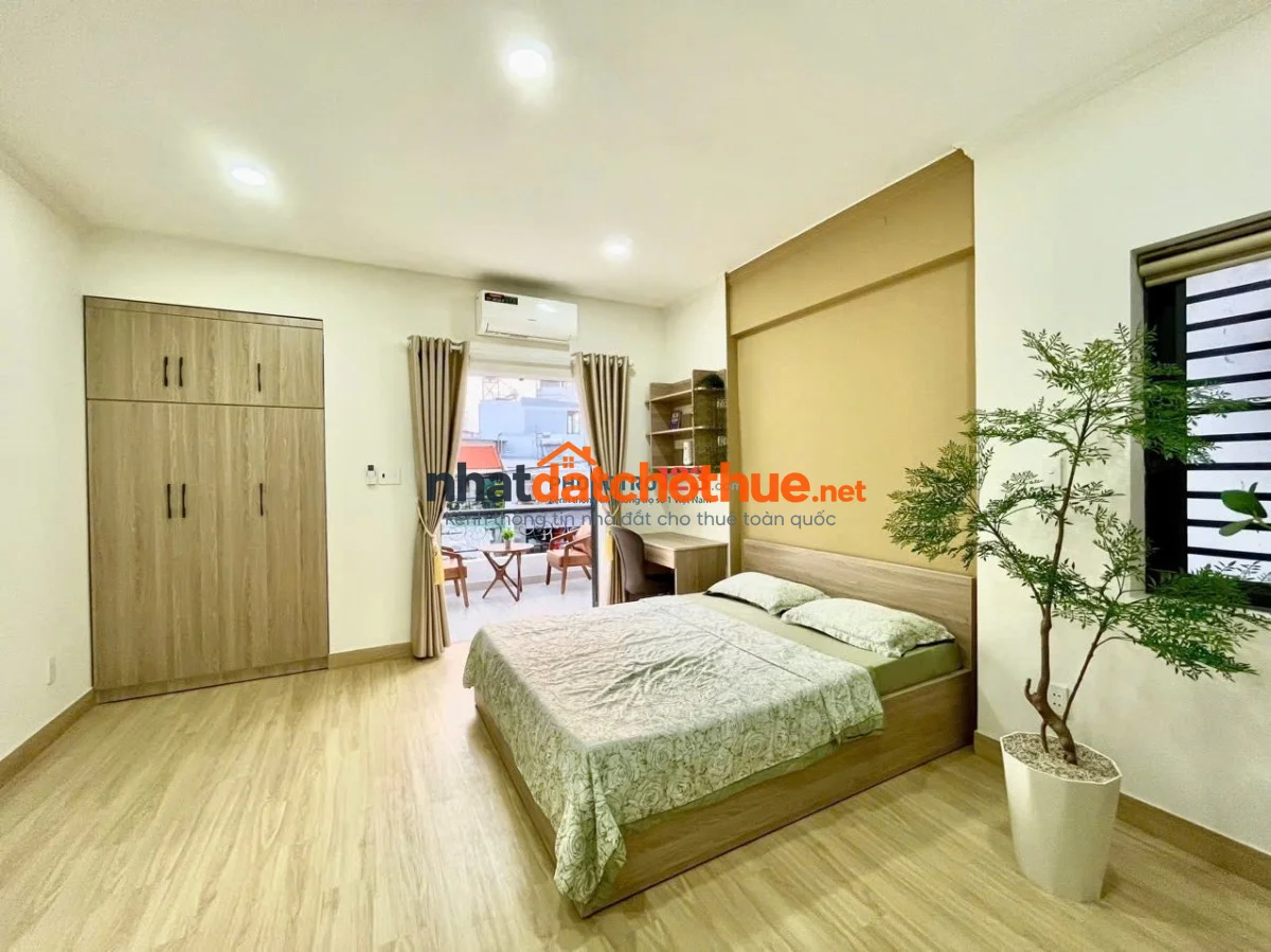 PHÒNG TÁCH BẾP BAN CÔNG LỚN NGAY KẾ CHỢ BÀ CHIỂU GIÁP QUẬN 1- NGUYỄN VĂN ĐẬU, BÌNH THẠNH
