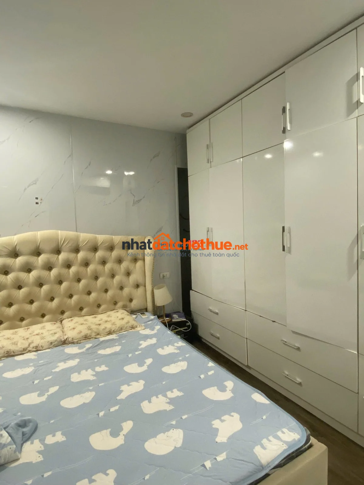 Cho thuê tập thể 2-3 ngủ Tầng 2 Thanh Nhàn, Bạch Mai, Hai Bà Trưng