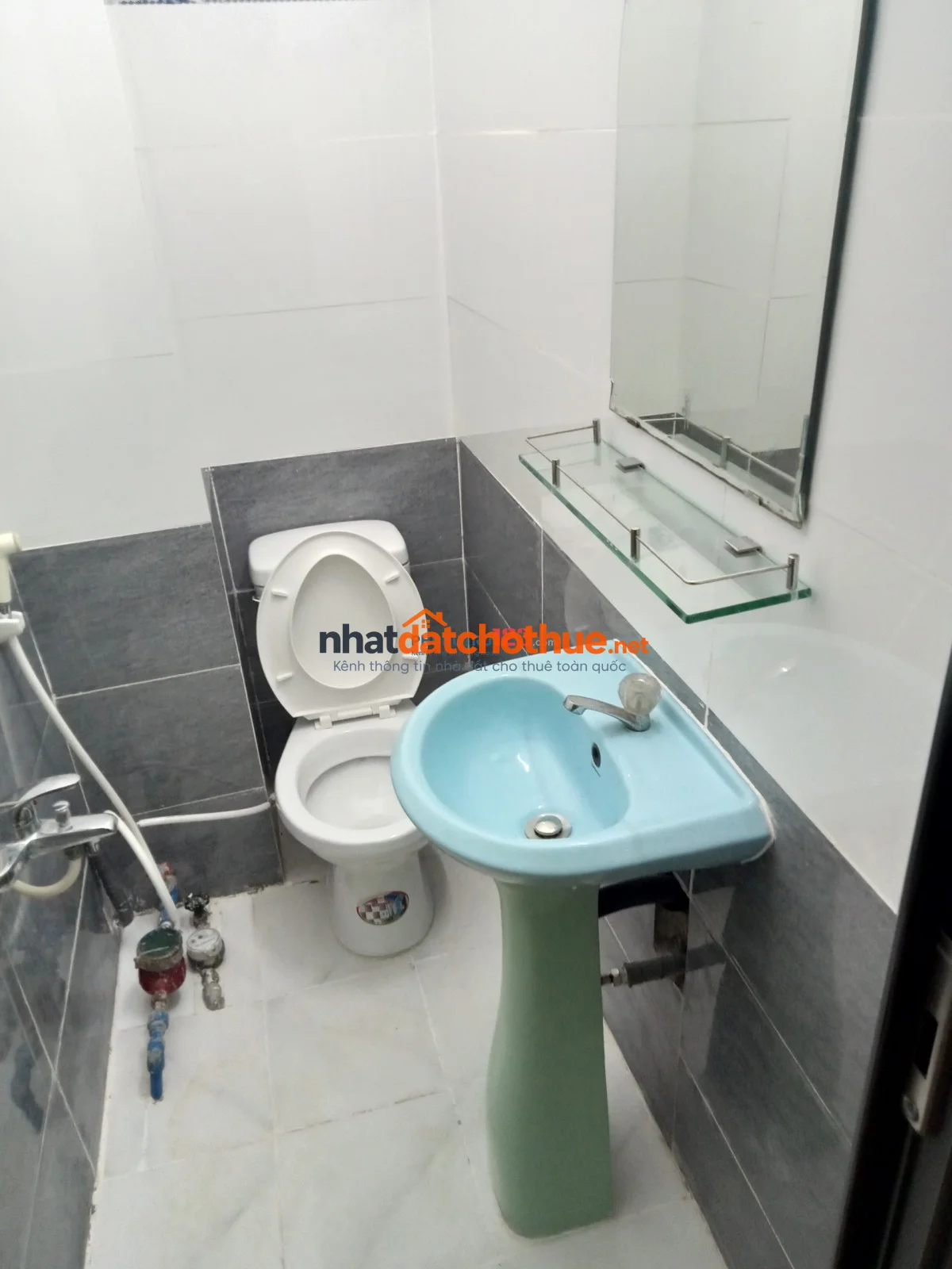 Cho thuê phòng trọ giá 2.500.000 đ/t 1