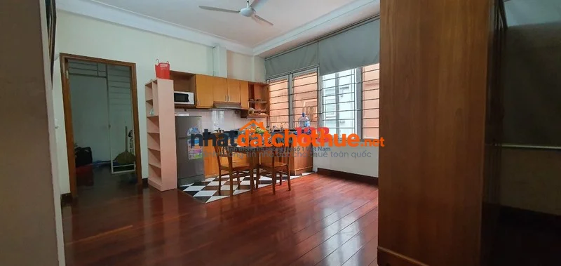 Cho thuê chung cư 50m2 ngõ 355 đường Xuân Đỉnh gần siêu thị HC. 1