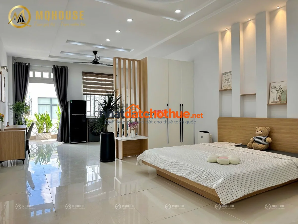 Cho thuê studio ban công cực rộng gần Lotte Mart Cộng Hòa, Khu K300