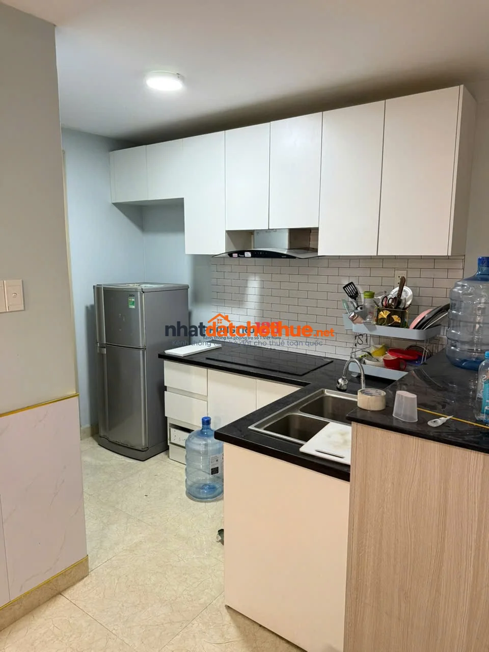 Cho thuê căn hộ tầng 12 Hiệp Thành Building, full nội thất 72m²(2pn, 2wc), view hồ đẹp, Q12